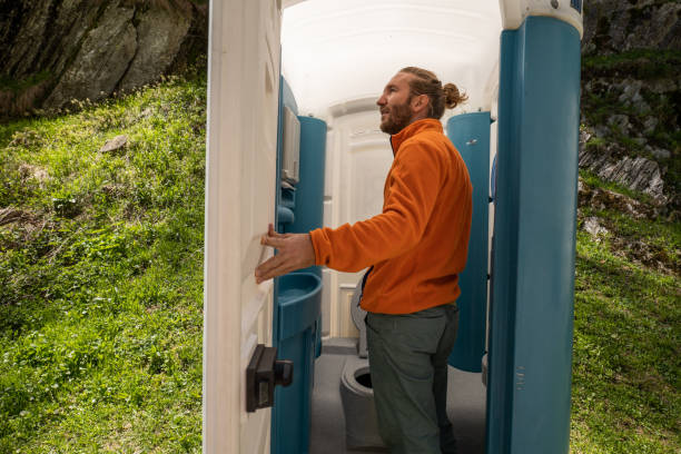 Portable Toilet Options We Offer in Monona, IA